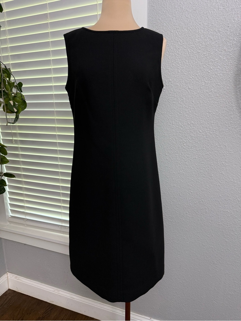 NWT Talbots Classic Sleeveless Black Sheath Dress Size 6